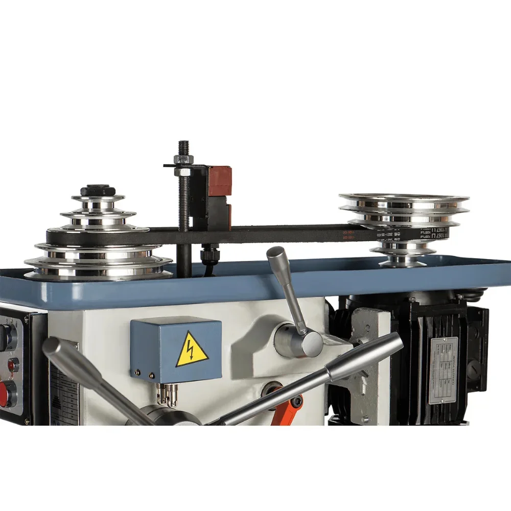 Furadeira Bancada Manrod MR-735 1.5HP para uso industrial